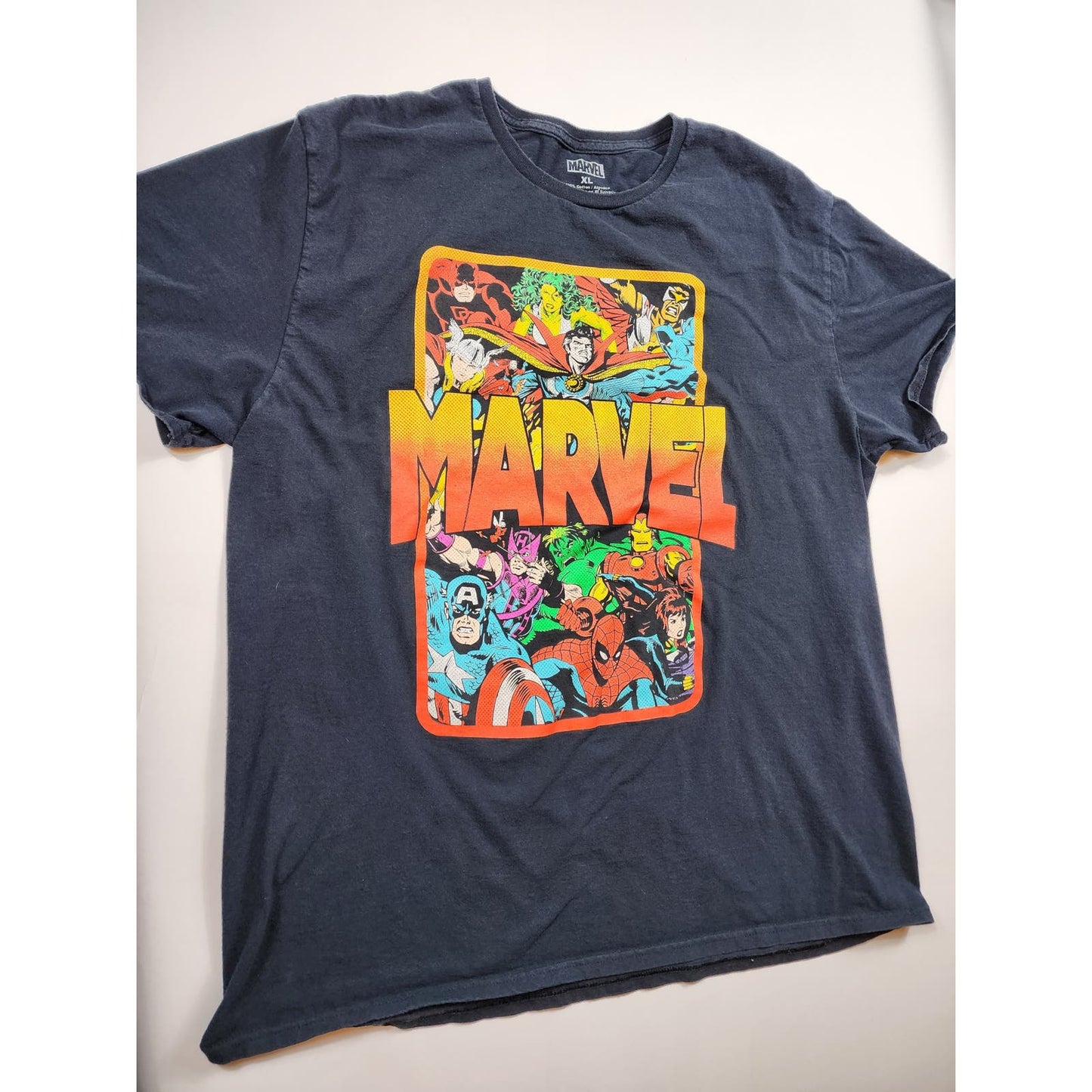 Marvel T Shirt Mens XL Crew Neck Superhero Graphic Retro Tee Bold Short Sleeve