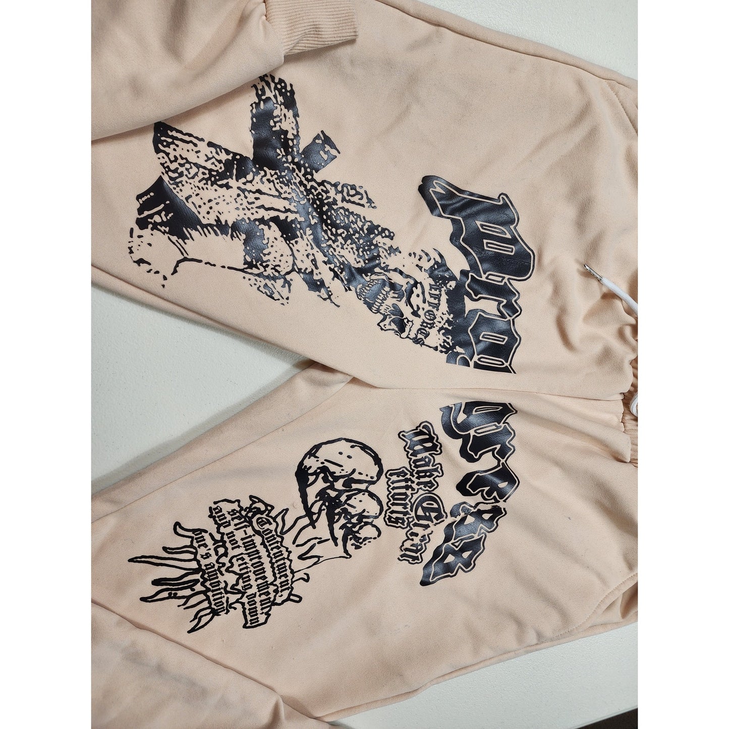 Graphic Sweatpants Jogger Medium Skull Streetwear Gothic Y2K Progress Motivation