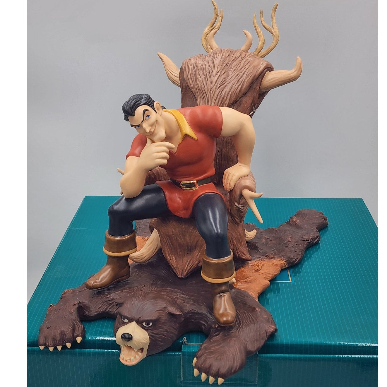 WDCC Gaston Scheming Suitor Beauty and the Beast Disney Villains COA Box Disney