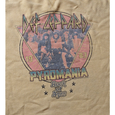 Def Leppard Pyromania Long Sleeve Thermal Top Womens Medium Band Graphic Shirt