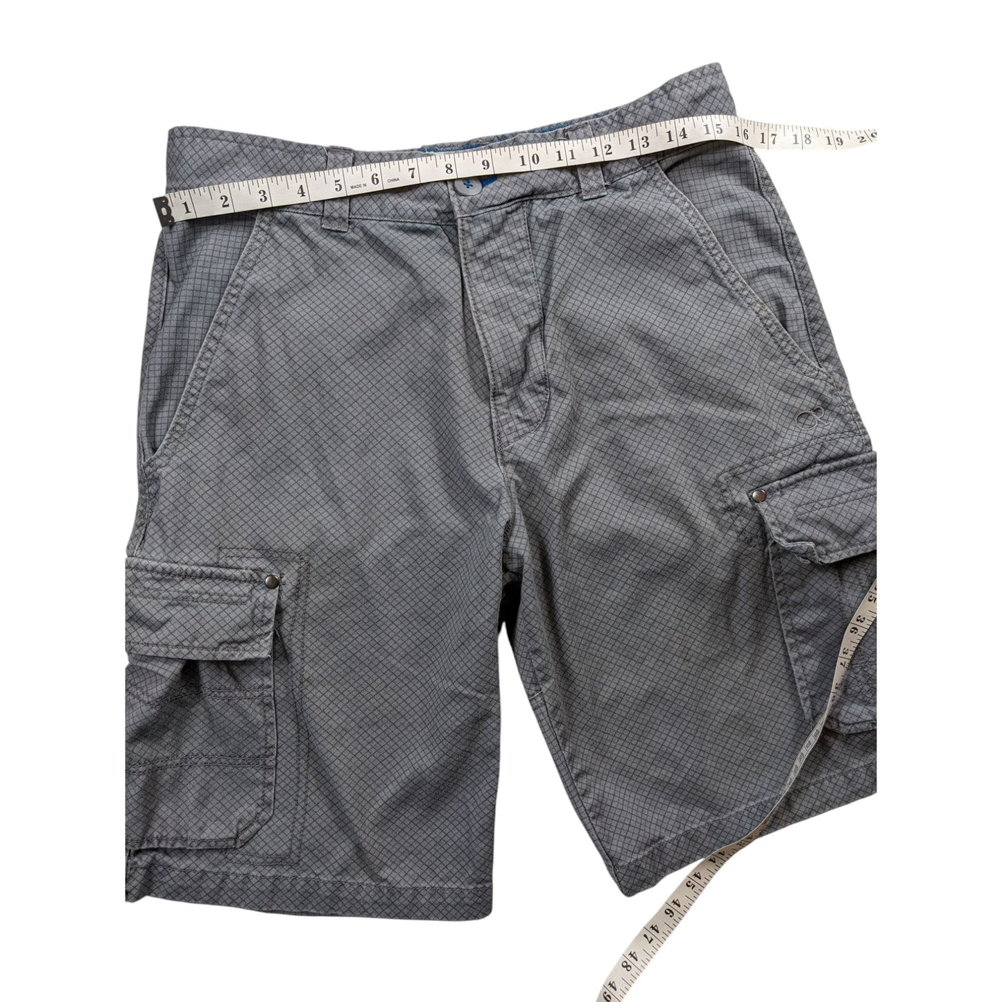 Ocean Pacific OP Mens 34 Cargo Shorts Utility Pockets Checkered Grid Pattern