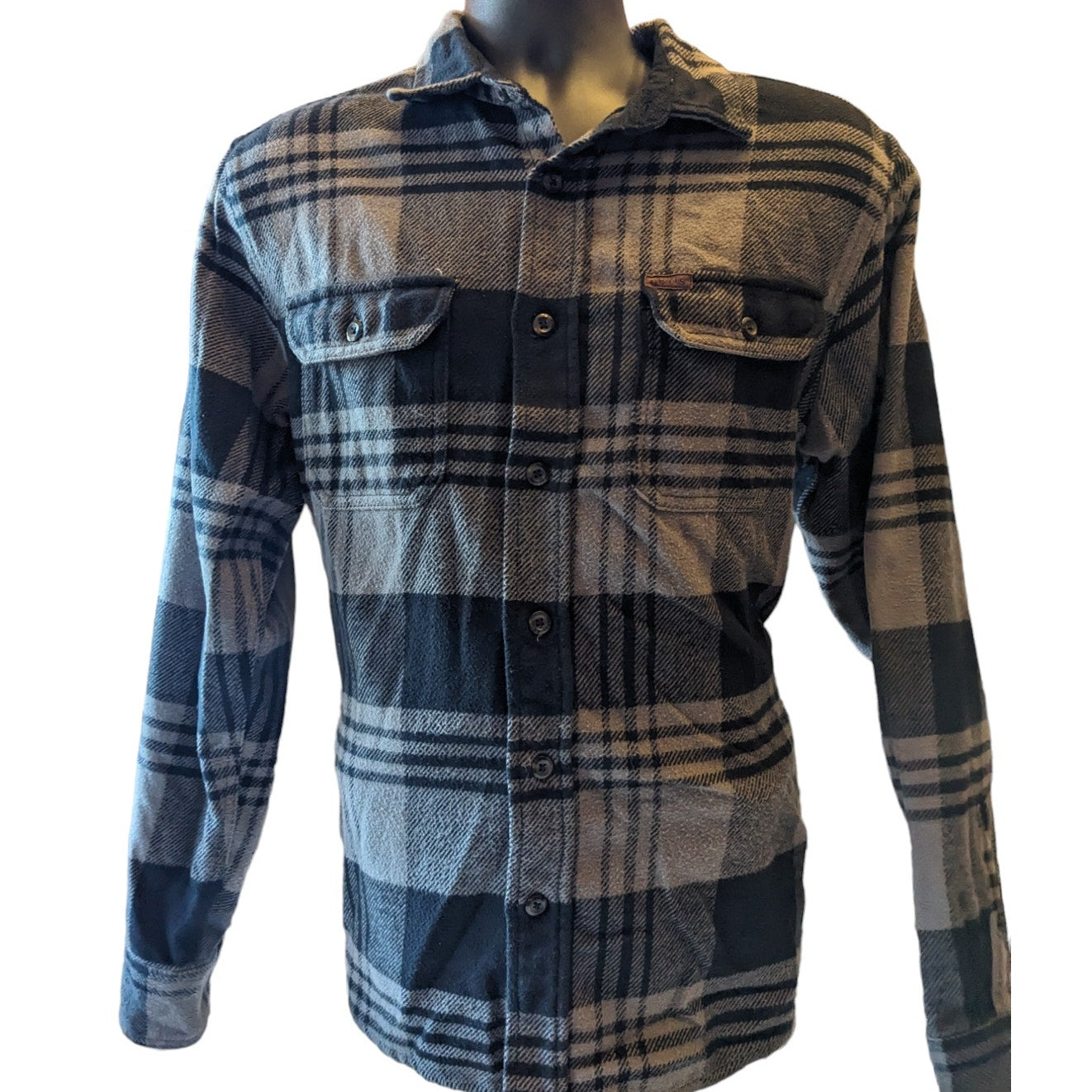 Orvis Flannel Shirt Mens Medium Plaid Button Outdoor Lumberjack Rugged Layering