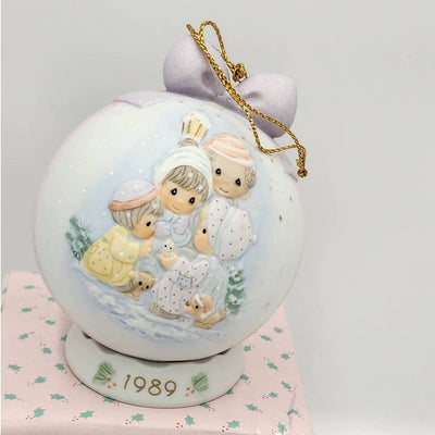 Precious Moments Peace On Earth 1989 Ornament Christmas Decor Vintage W/Box Tags