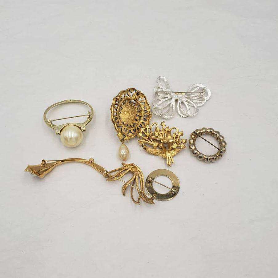 Vintage Brooch Lot Faux Pearl Pendant, AJC Ring, Leaf, Circle, Calla Lily Flower