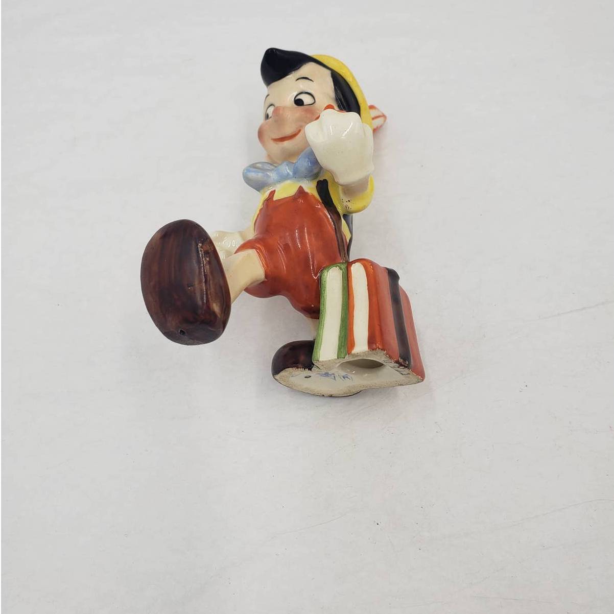 Goebel Pinocchio Germany Walt Disney Character Figurine Walking w/Apple