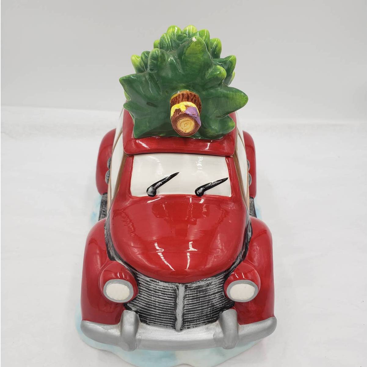 VTG Red Woody Station Wagon Cookie Jar w/Christmas Tree Roof Cover Holiday Time