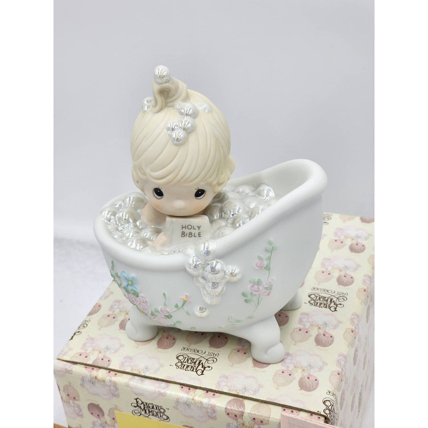 Precious Moments Figurine He Cleansed My Soul 100277 Christianity Box Tags
