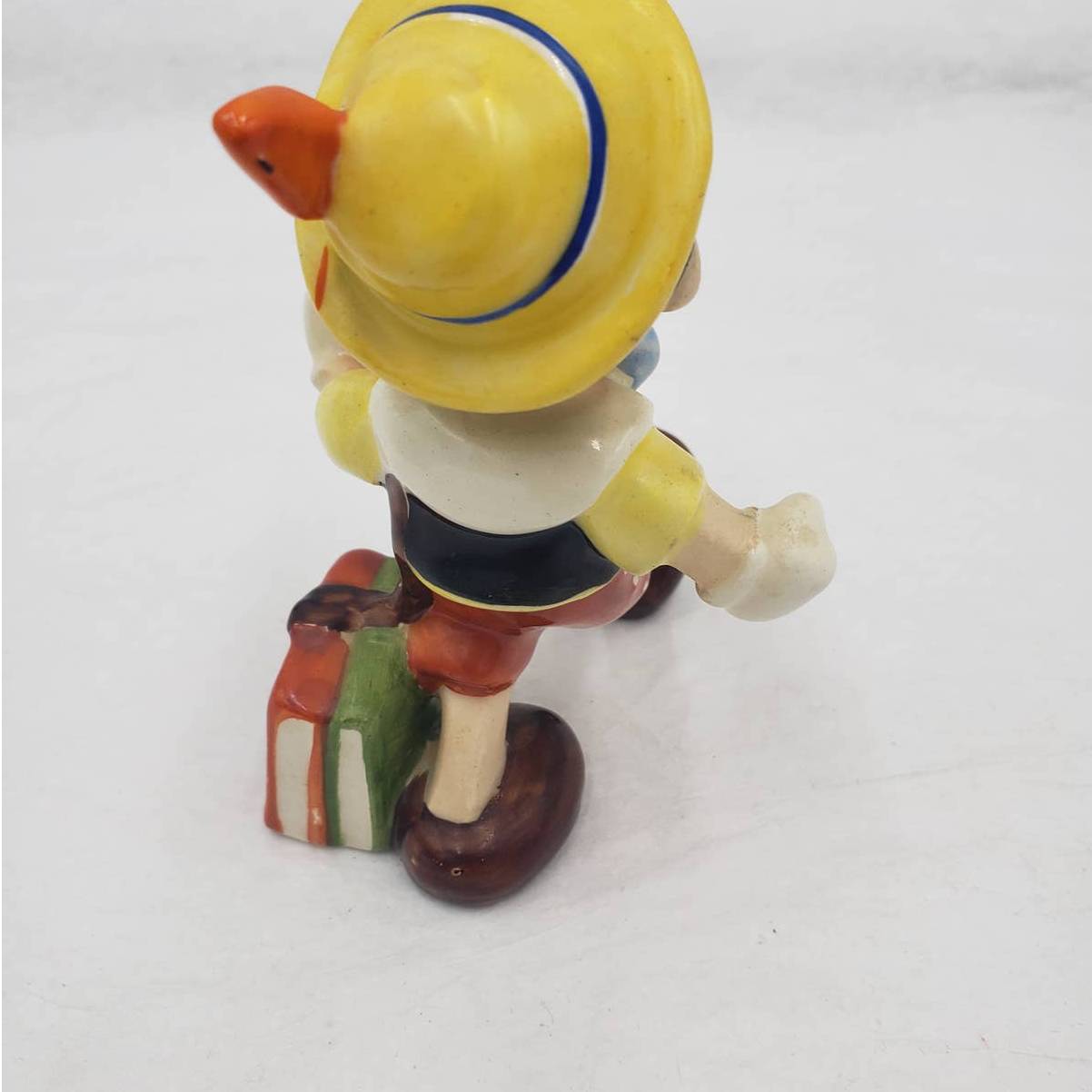 Goebel Pinocchio Germany Walt Disney Character Figurine Walking w/Apple