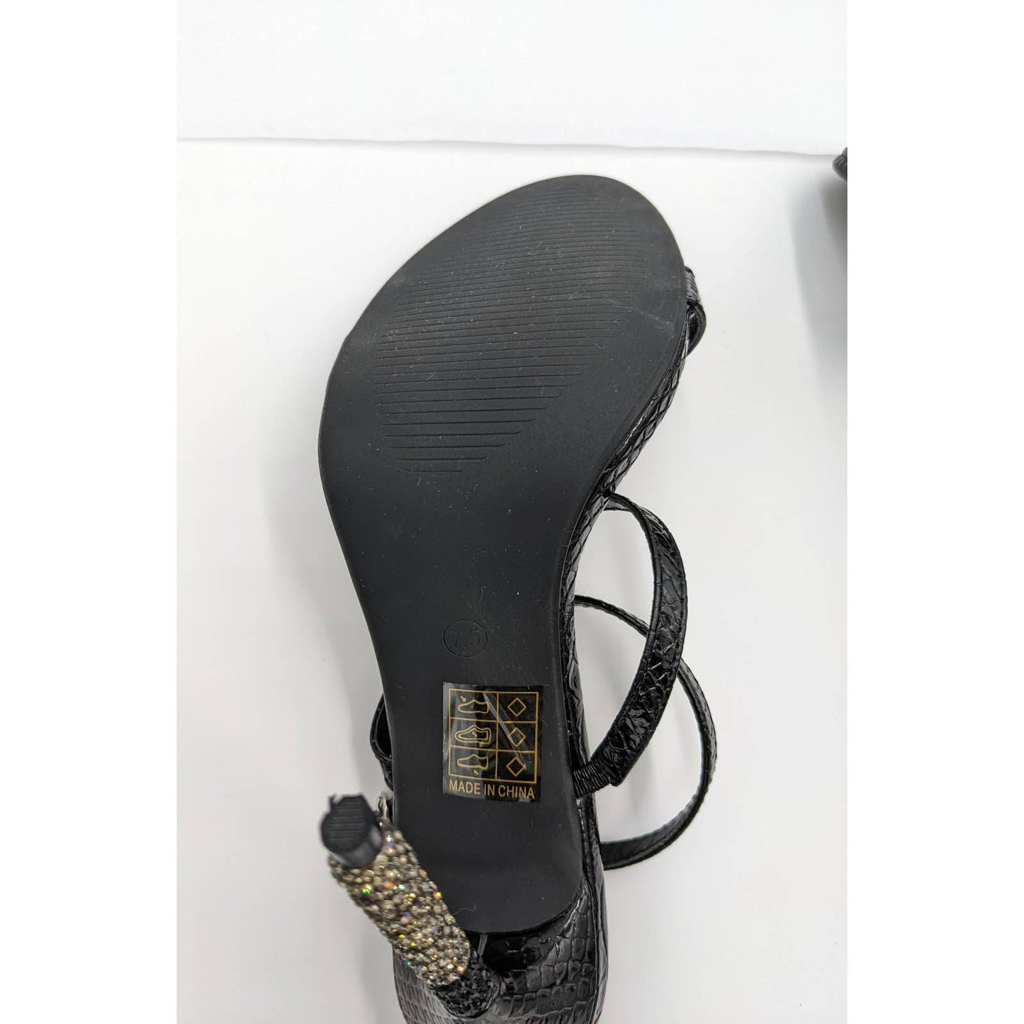 Fashion Nova Adjustable Ankle Strap Open Toe Black Heels Womes Size 7.5